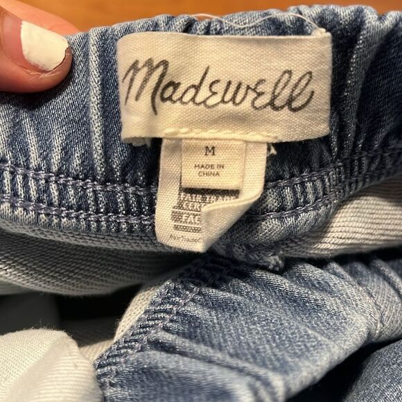 Madewell Blue Ankle Cropped Jeans - Picture 2 of 8